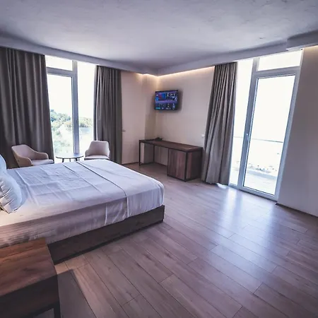 Aria Hotel Golem (Tirana)