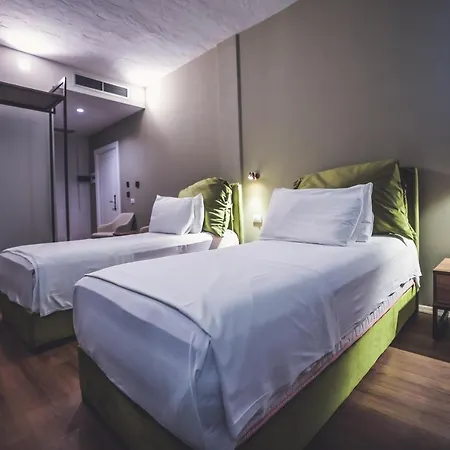 Aria Hotel Golem (Tirana)