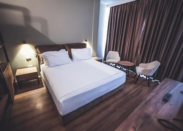 Aria 4* Golem (Tirana)