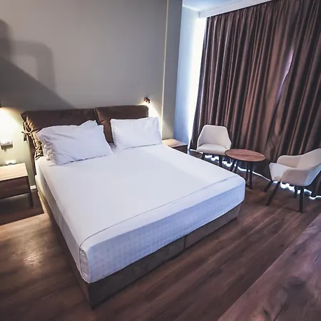 Aria 4* Golem (Tirana)